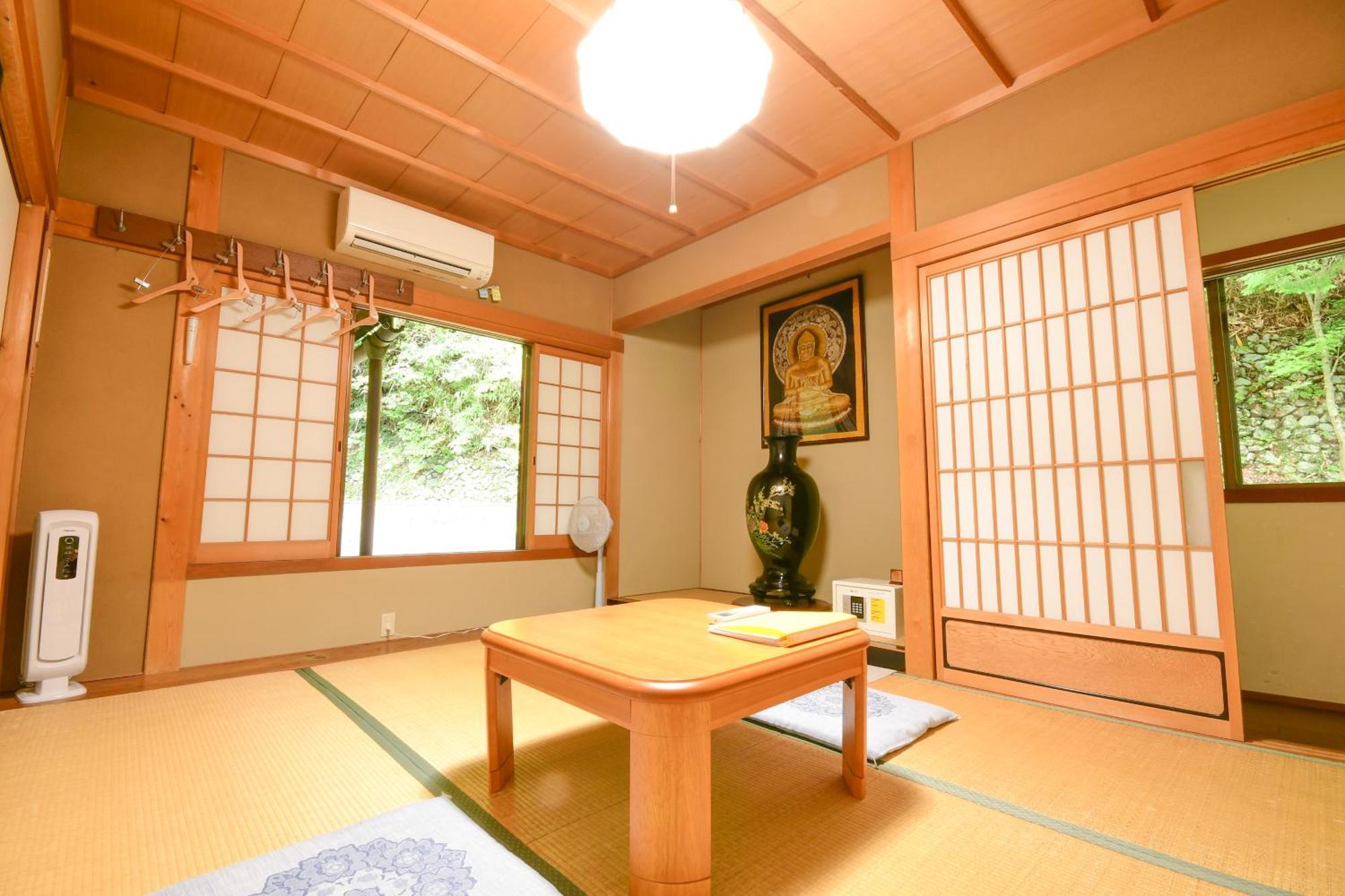 Koyasan Sanadabo Rengejoin Hotel Exterior photo